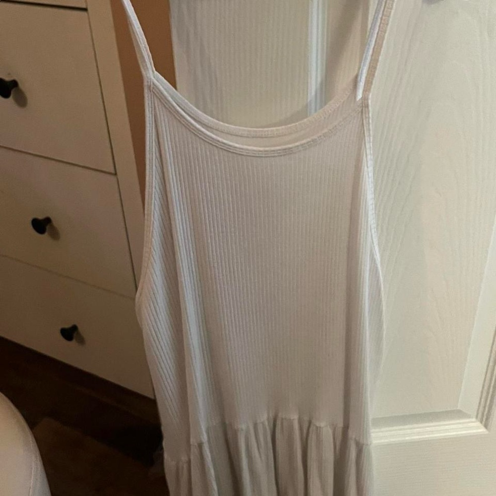 American Eagle white tank top